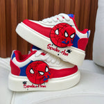 tenis de Spidey con juguete giratorio
