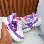 "Tenis Kuromi con juguete giratorio
