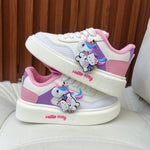 "Tenis Hello Kitty con juguete giratorio